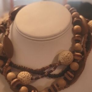 Vintage wood necklece